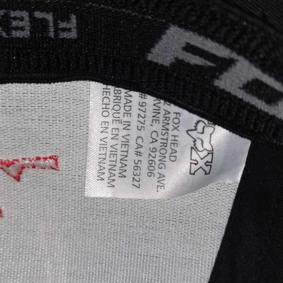 Hat - Picture 3 of 3